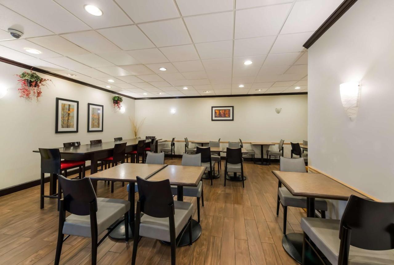 Best Western Executive Hotel New Haven-Уест Хейвън Екстериор снимка