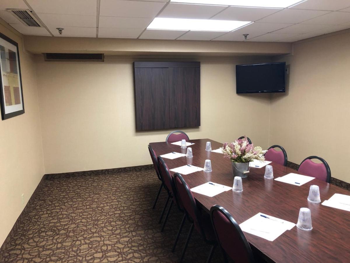 Best Western Executive Hotel New Haven-Уест Хейвън Екстериор снимка